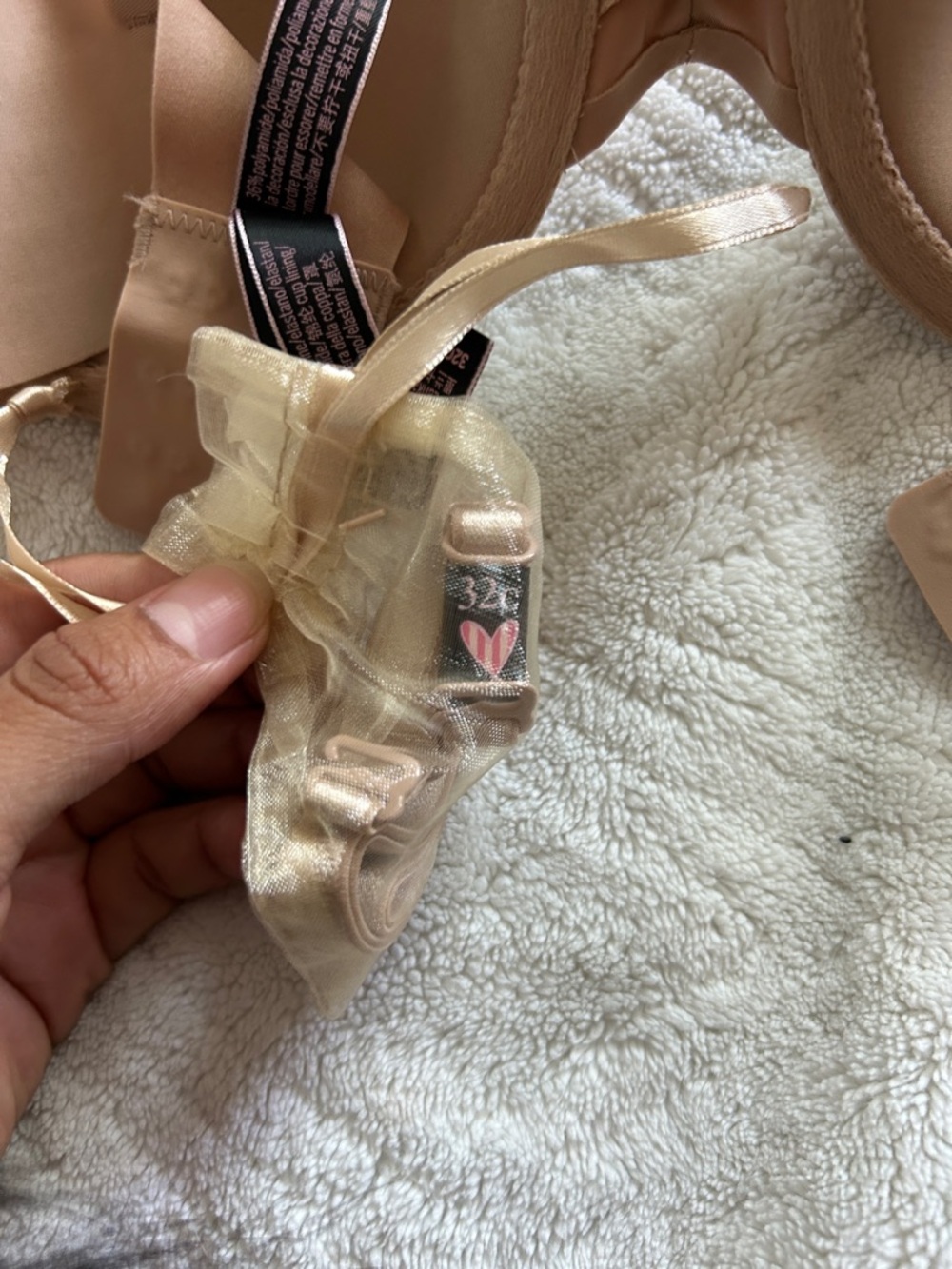 Victoria's Secret Strapless Nude/Tan Smooth Molded Bra - Picture 5 of 7